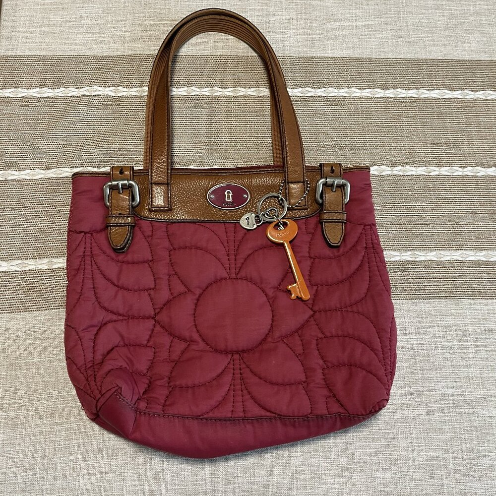 Maroon Fossil Key-Per Bag with Quilted Floral Pattern